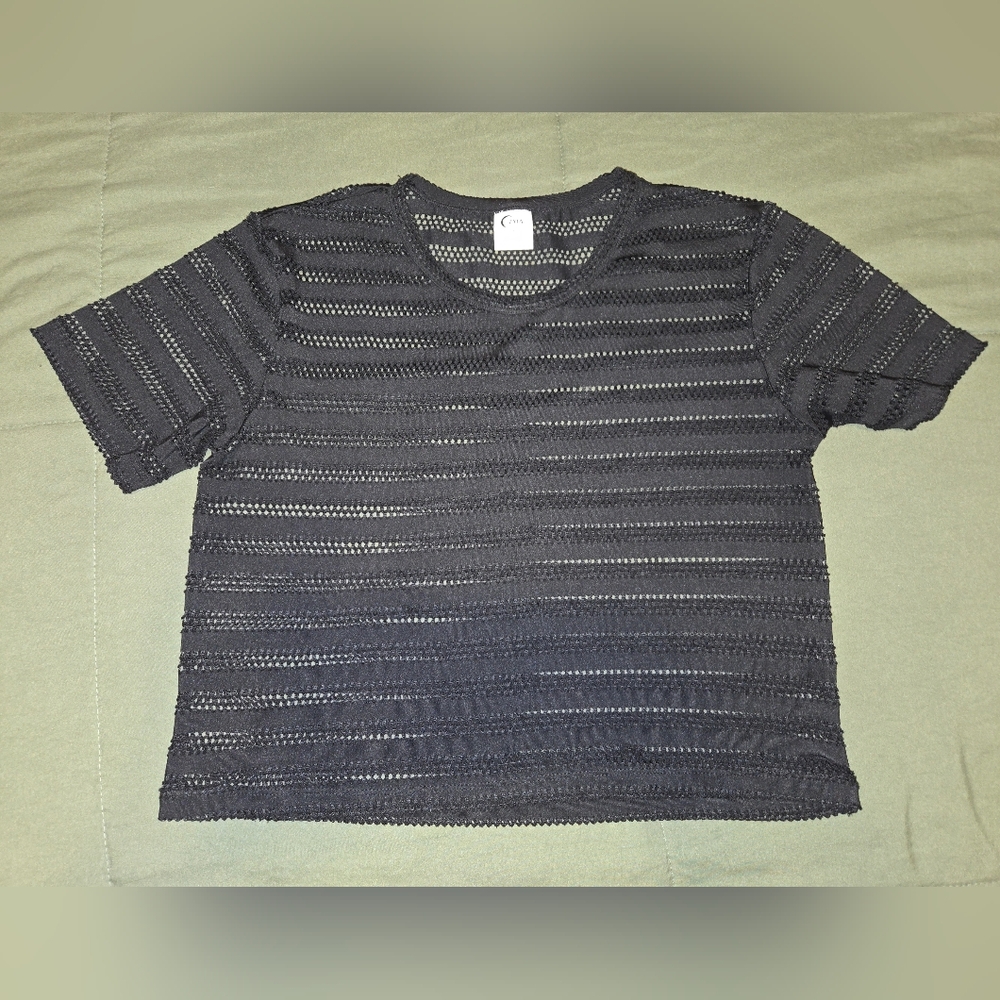 EUC Zyia crop mesh top